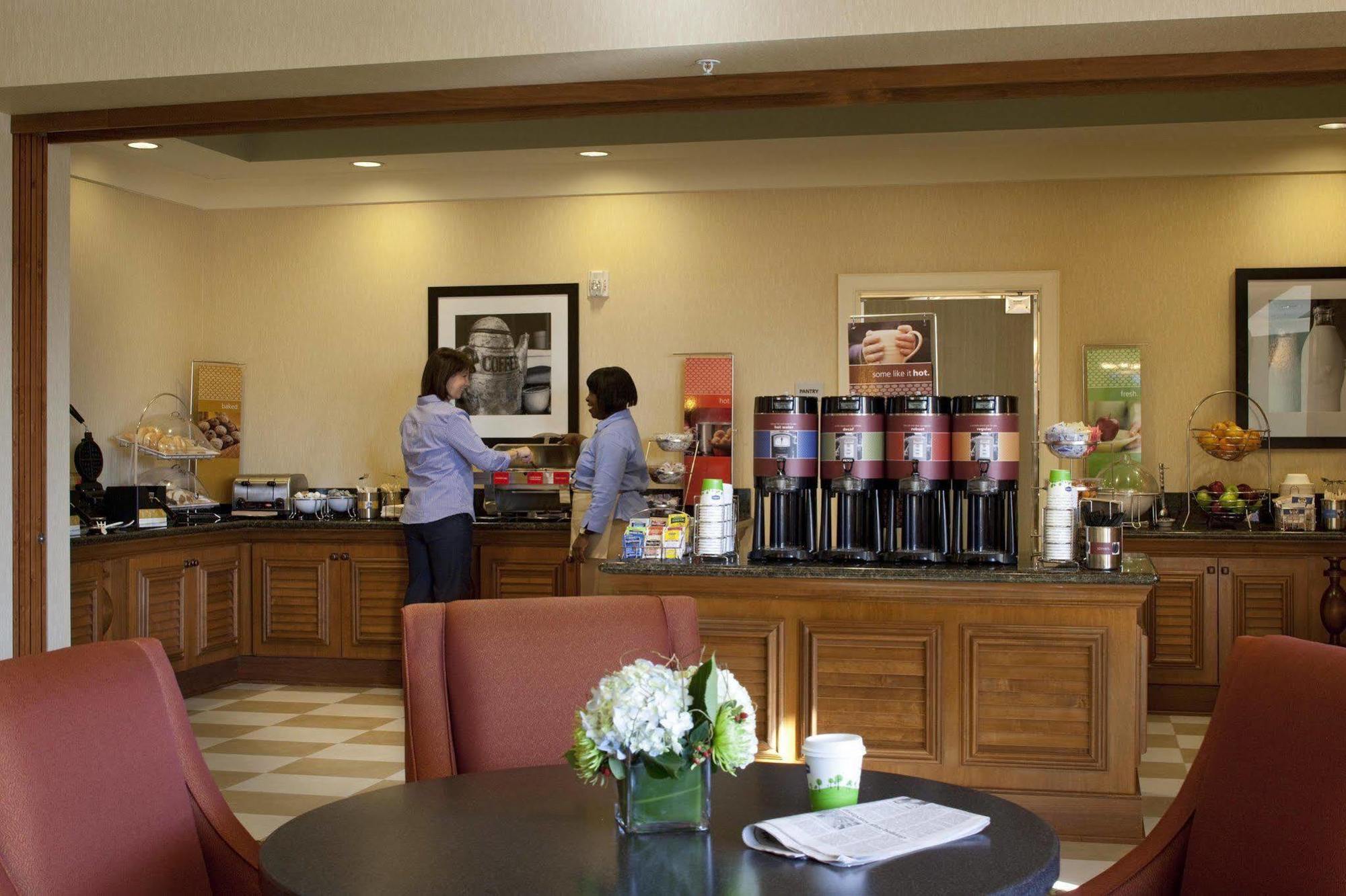 Hampton Inn & Suites Savannah/Midtown Restaurant foto